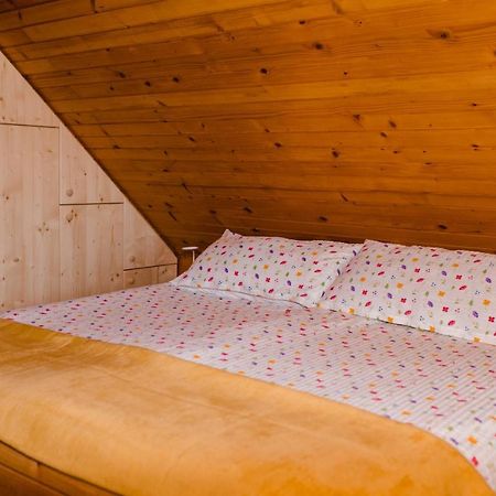 Вілла Wood House Irena-Pocitniska Hisa Бохінь Екстер'єр фото