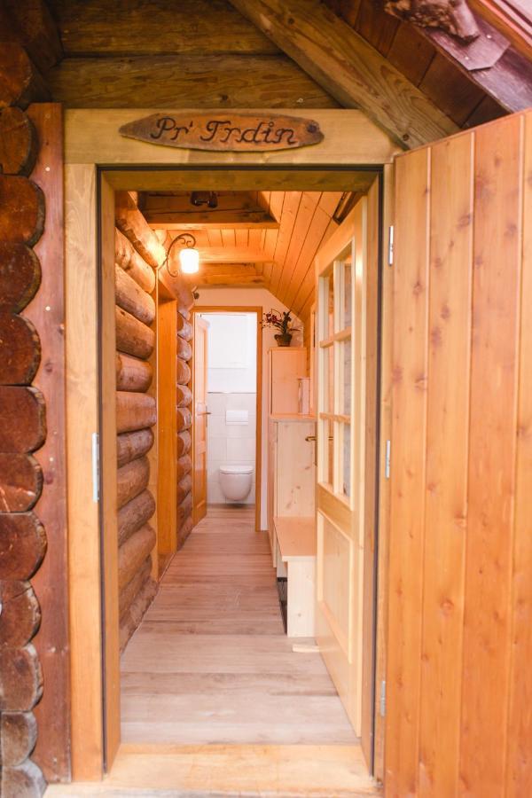 Вілла Wood House Irena-Pocitniska Hisa Бохінь Екстер'єр фото